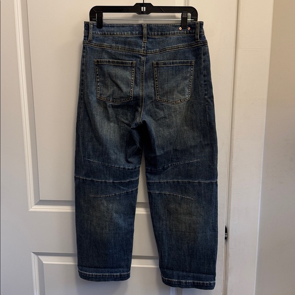 CAbi Cooper Jeans in Size 4 NWOT Fall 2025 season - Picture 6 of 6